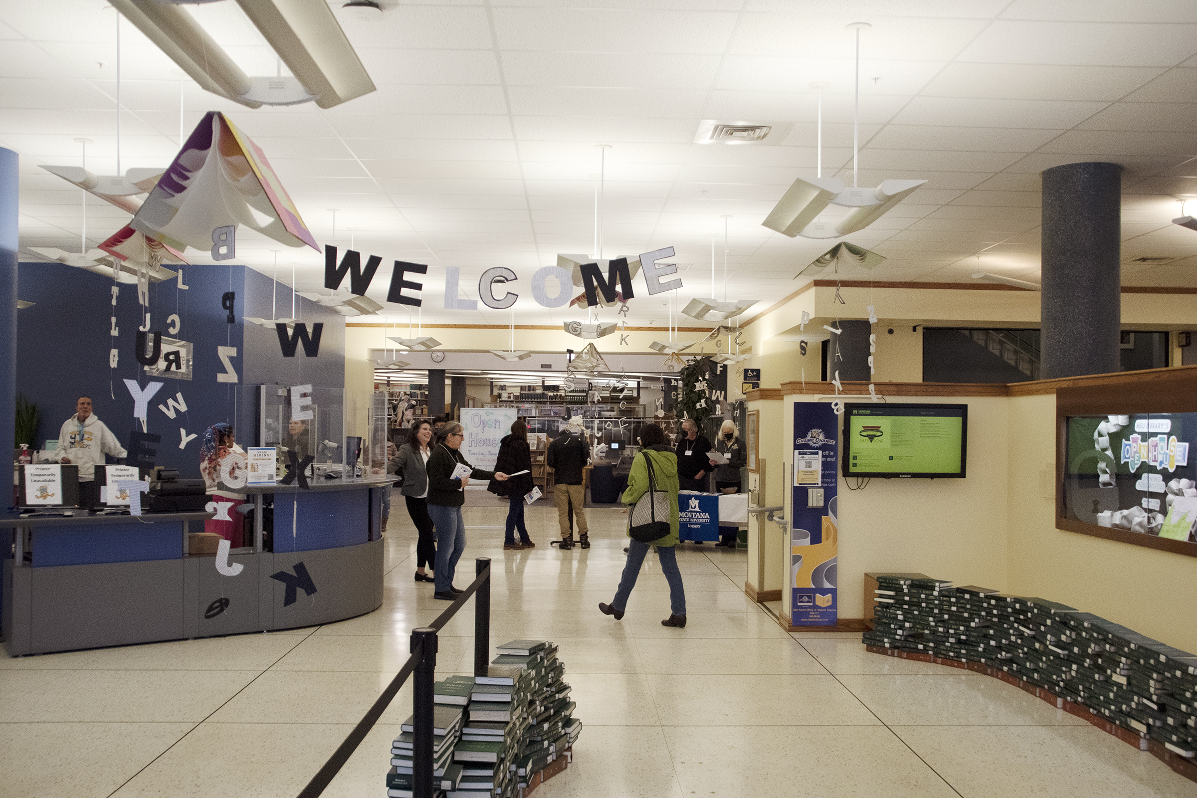 Lobby decorations Lobby decorations